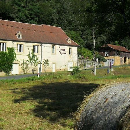 Le Village Des Glycines Carsac-Aillac Eksteriør billede